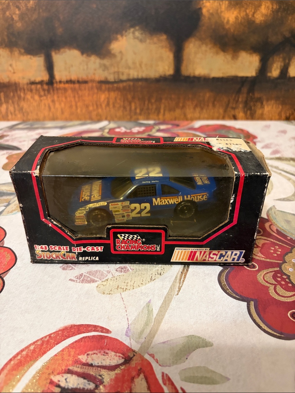 1991 Nascar Blue & Yellow #22 Maxwell House Die-Cast Stock Car